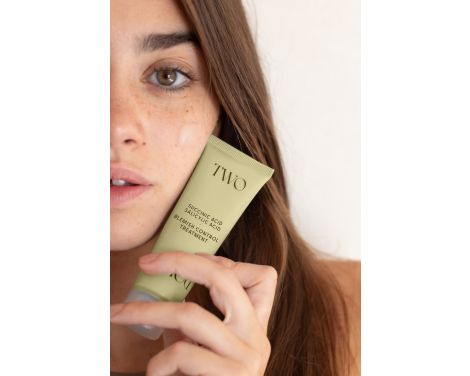 Para qué sirve Two Poles Tratamiento Blemish Control 40ml